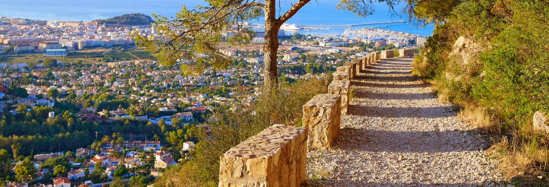 Path overlooking Alicante
