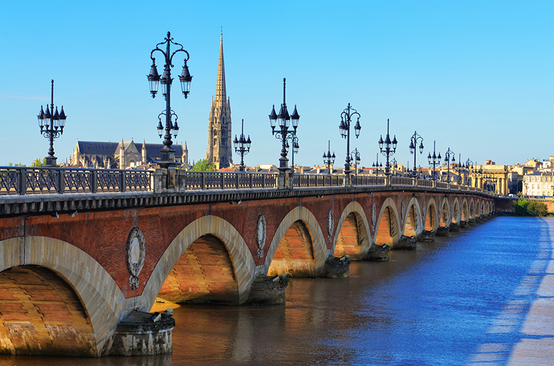 location de voiture à Bordeaux